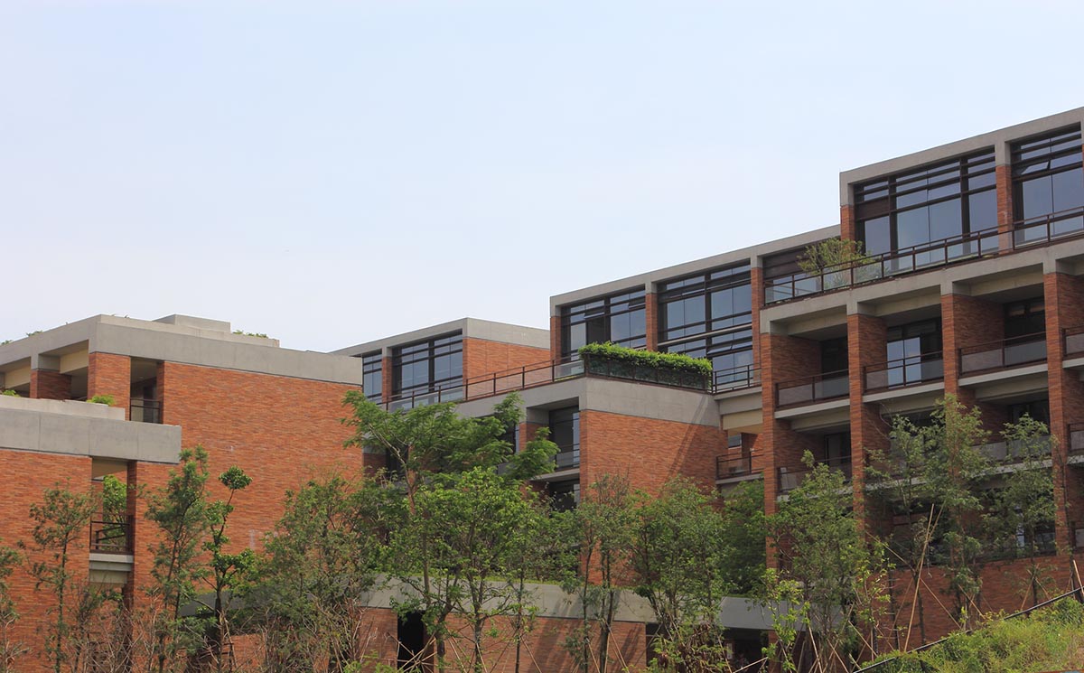 華潤赤レンガ大学.jpg